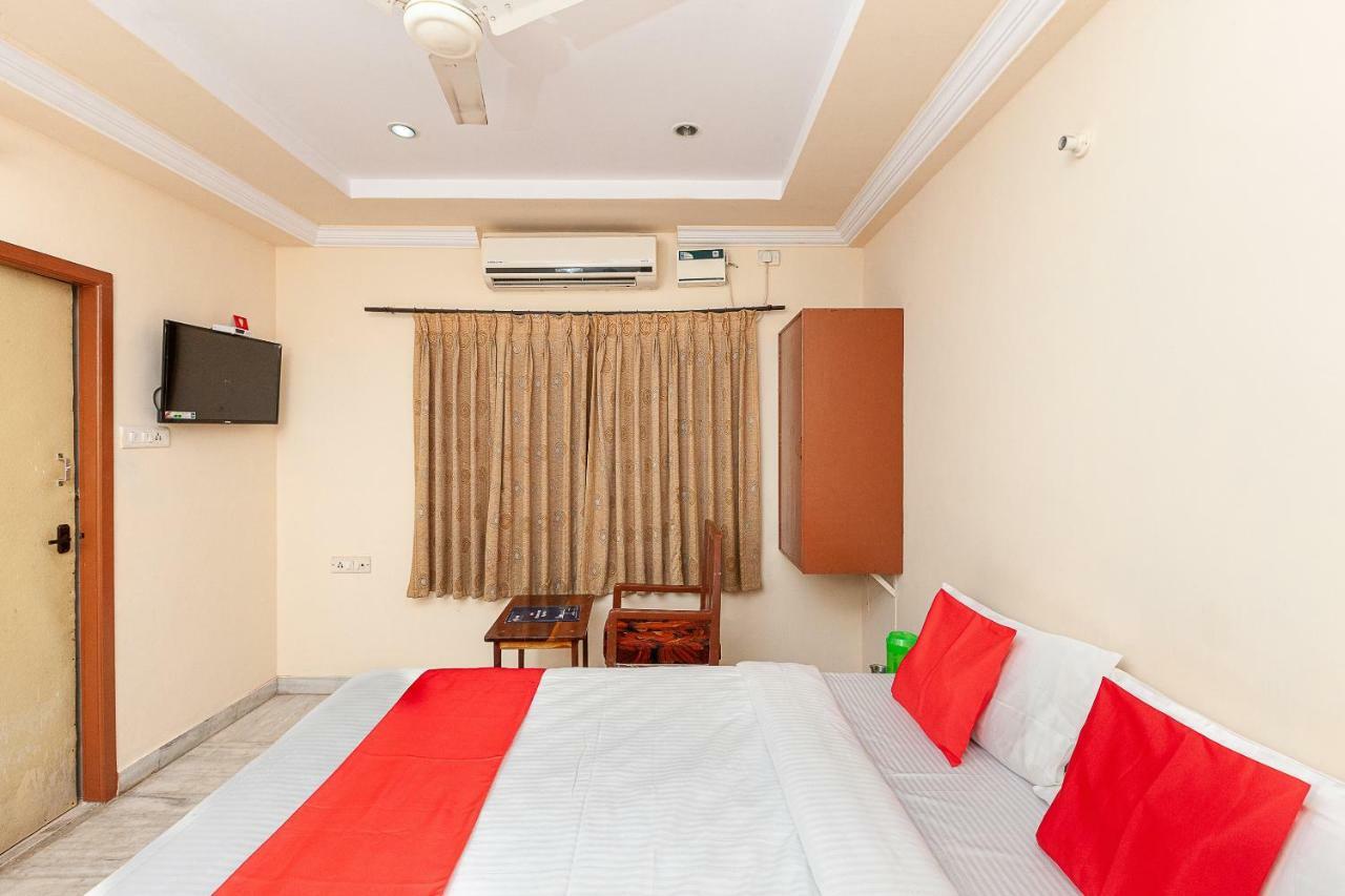 Hotel Oyo 38559 Ramana Residency Tiruvannāmalai Exterior foto